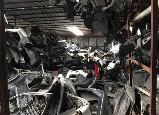 廣州陳田拆車件汽配城 汽車配件玩家的殿堂與迷途